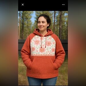 Vintage SMALL Floral womens Hoodie - Rust and White with a touch of pink.